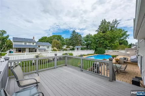 Exterior - 1555 Ratzer Rd, Wayne, NJ 07470 photo 3 of 19