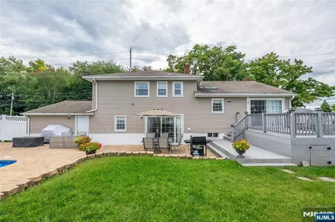 Exterior - 1555 Ratzer Rd, Wayne, NJ 07470 photo 6 of 19