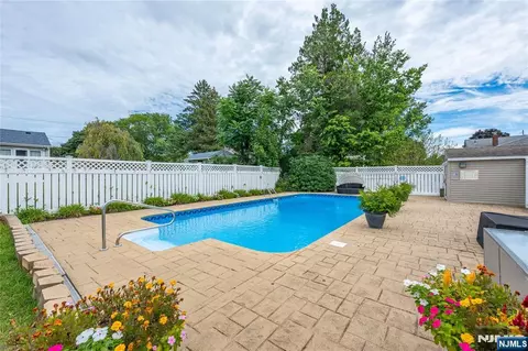 Exterior - 1555 Ratzer Rd, Wayne, NJ 07470 photo 2 of 19