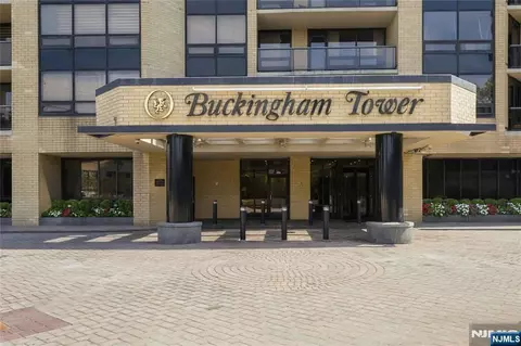800 Palisade Ave #1205, Fort Lee, NJ 07024