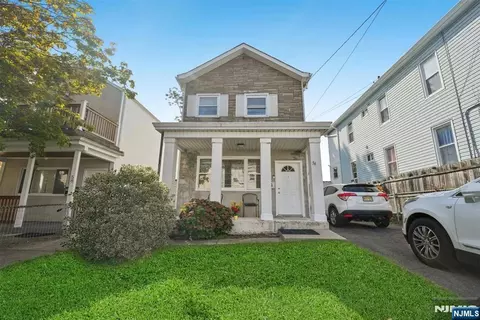 56 Henderson St, Paterson, NJ 07501