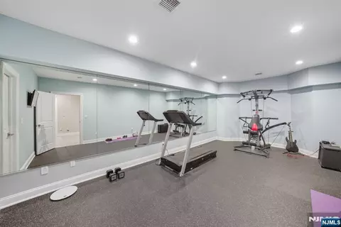 Other - 146 Stuart St, Paramus, NJ 07652 photo 5 of 12