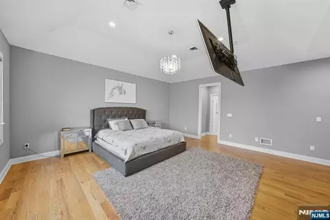 Bedroom - 146 Stuart St, Paramus, NJ 07652 photo 2 of 2