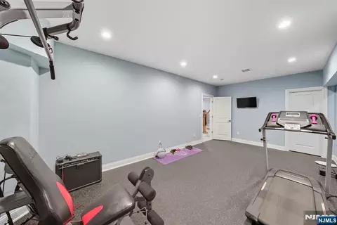 Other - 146 Stuart St, Paramus, NJ 07652 photo 4 of 12