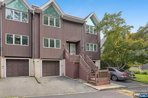 161 Marion Dr, West Orange, NJ 07052