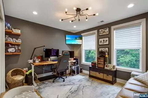 Other - 98 Cinnamon Dr, Saddle River, NJ 07458 photo 5 of 11