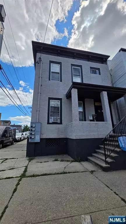 1201 67th St #3, North Bergen, NJ 07047