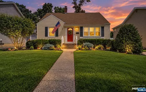 91 Lynwood Rd, Verona, NJ 07044