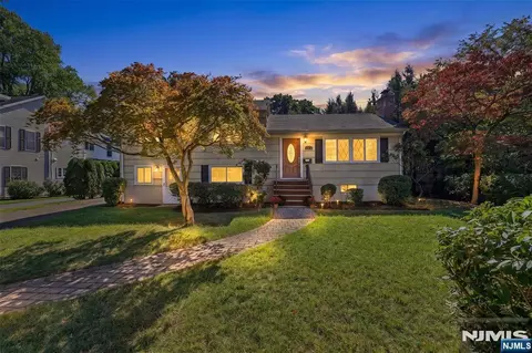 618 Shelton Rd, Ridgewood, NJ 07450
