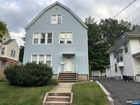 479 Broad Ave, Leonia, NJ 07605