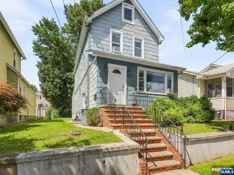 510 9th St, Carlstadt, NJ 07072
