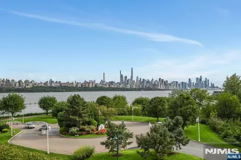 333 The Promenade, Edgewater, NJ 07020