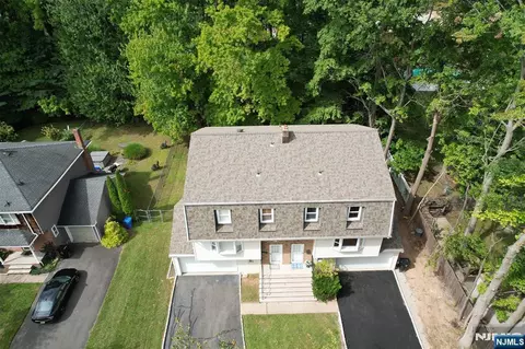 View/Area - 85 Primrose Ln #B, Paramus, NJ 07652 photo 1 of 3