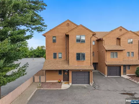 140 Allwood Rd #E, Clifton, NJ 07014