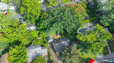 View/Area - 53 Laurel Dr, Wayne, NJ 07470 photo 3 of 8
