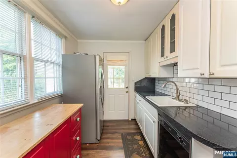 Kitchen - 53 Laurel Dr, Wayne, NJ 07470 photo 1 of 2