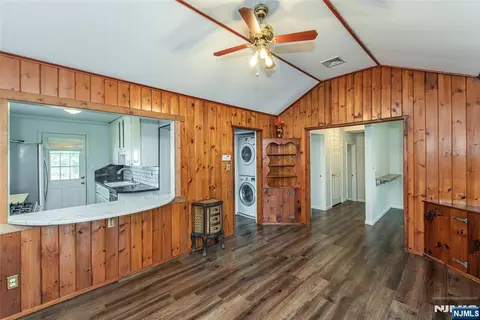 Entry Way - 53 Laurel Dr, Wayne, NJ 07470 photo 1 of 3