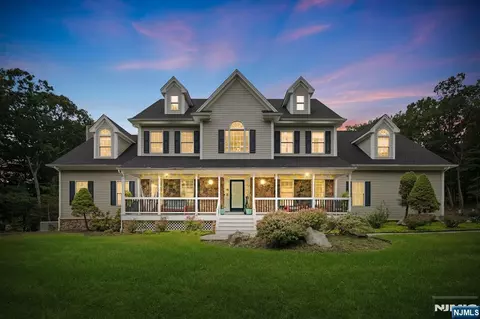 200 Rockburn Pass, West Milford, NJ 07480