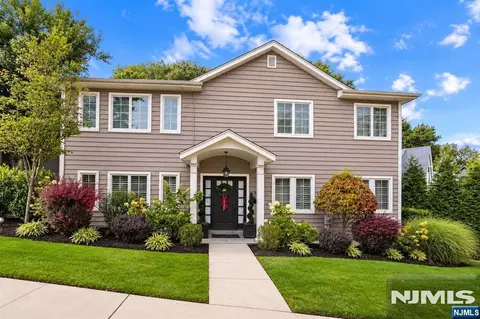 70 Cecelia Ave, Cliffside Park, NJ 07010