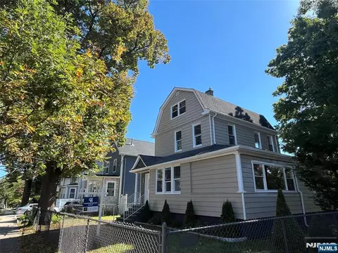 105 Brinkerhoff St, Ridgefield Park, NJ 07660