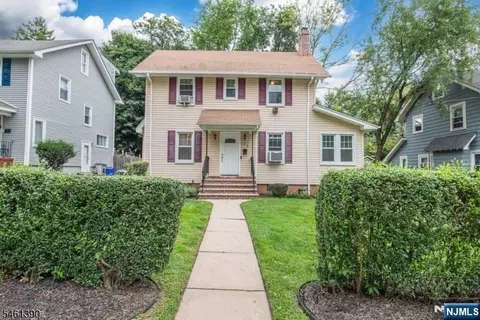 76 Elliot Pl, East Orange, NJ 07018