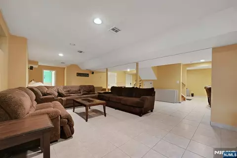 Other - 254 Wilson Ave, Paramus, NJ 07652 photo 10 of 11