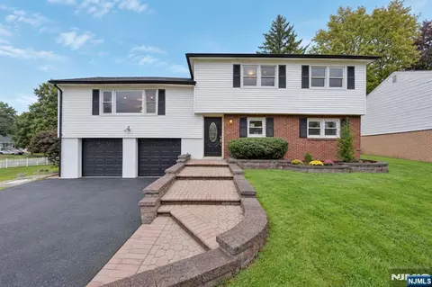 33 Woodhull Ave, West Orange, NJ 07052