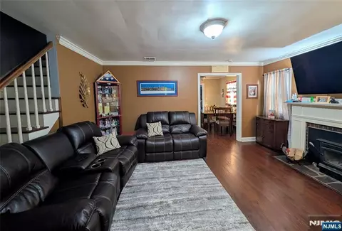 45 Summit Ave, Bloomfield, NJ 07003 photo 2