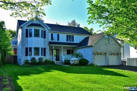 540 Burlington St, Paramus, NJ 07652