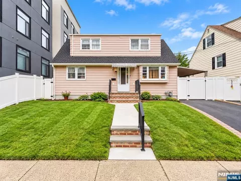 275-279 Dakota St, Paterson, NJ 07503