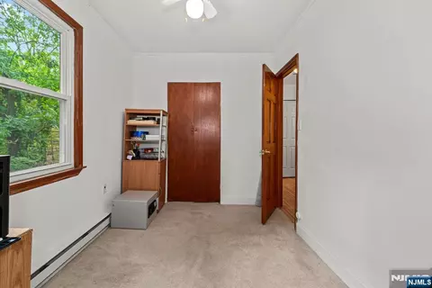Bedroom - 19 Skyland Ave, Haskell, NJ 07420 photo 5 of 9