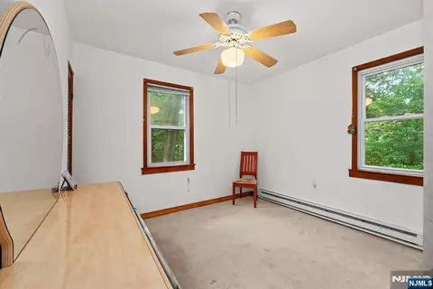 Bedroom - 19 Skyland Ave, Haskell, NJ 07420 photo 9 of 9