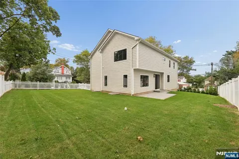 Exterior - 367 Johnson Ave, Teaneck, NJ 07666 photo 3 of 5