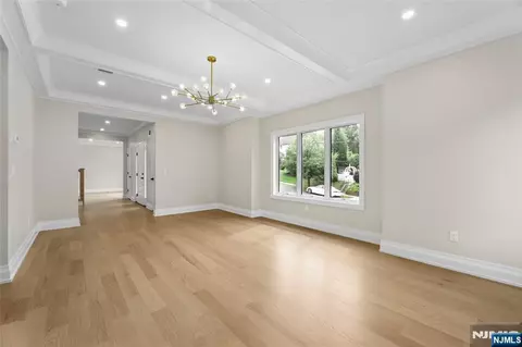 Living - 367 Johnson Ave, Teaneck, NJ 07666 photo 1 of 2