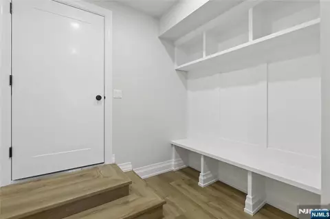 Entry Way - 367 Johnson Ave, Teaneck, NJ 07666 photo 10 of 15