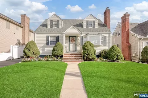85 Catherine Ave, Saddle Brook, NJ 07663