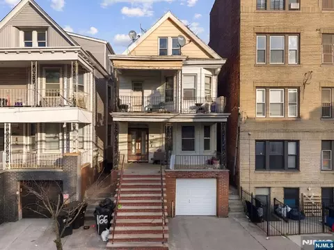 166 Bergen Ave, Jersey City, NJ 07305