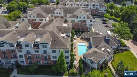 3307 The Plz #3307, Tenafly, NJ 07670