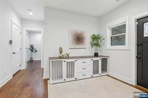 Entry Way - 8 Broad St, Demarest, NJ 07627 photo 3 of 7