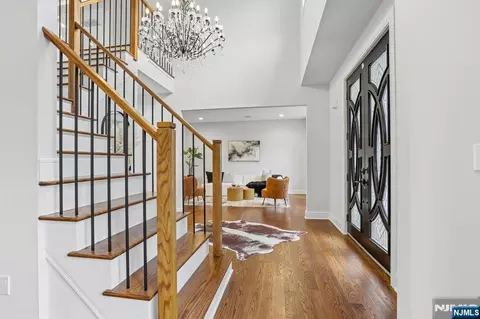 Entry Way - 8 Broad St, Demarest, NJ 07627 photo 1 of 7