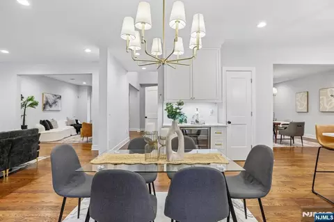 Dining - 8 Broad St, Demarest, NJ 07627 photo 4 of 4
