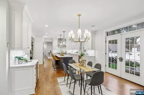 Dining - 8 Broad St, Demarest, NJ 07627 photo 3 of 4