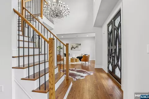 Entry Way - 8 Broad St, Demarest, NJ 07627 photo 1 of 8