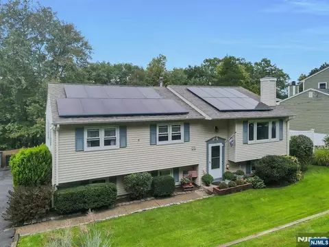 Exterior - 21 Aldrin Dr, Wanaque, NJ 07465 photo 2 of 8