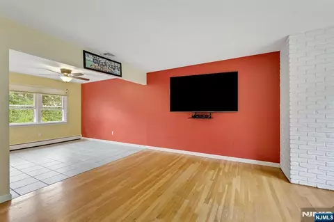 Living - 21 Aldrin Dr, Wanaque, NJ 07465 photo 4 of 4