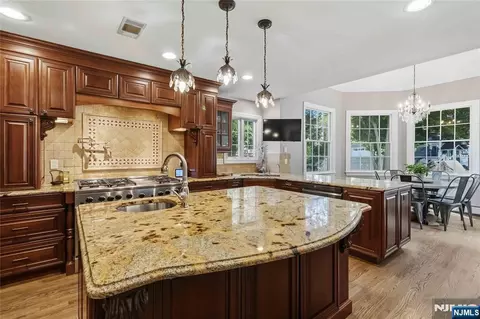 Kitchen - 15 Chapel Pl, Wayne, NJ 07470 photo 1 of 4