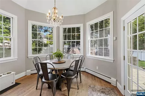 Dining - 15 Chapel Pl, Wayne, NJ 07470 photo 4 of 4