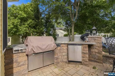 Exterior - 15 Chapel Pl, Wayne, NJ 07470 photo 9 of 12