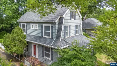 133 Buckingham Rd, Montclair, NJ 07043