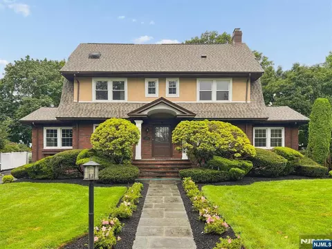 578 Ridgewood Ave, Glen Ridge, NJ 07028